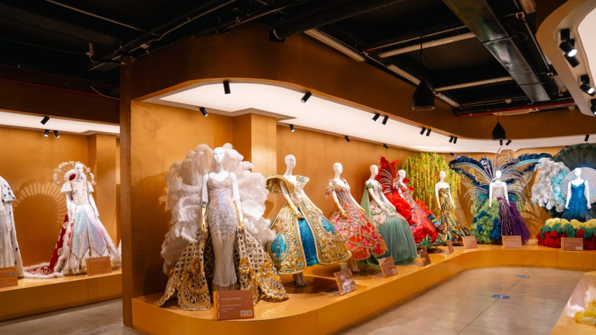 te invita a vivir la tradición; Le quitan cultura y memoria al Barrio Abajo

 – En la mira