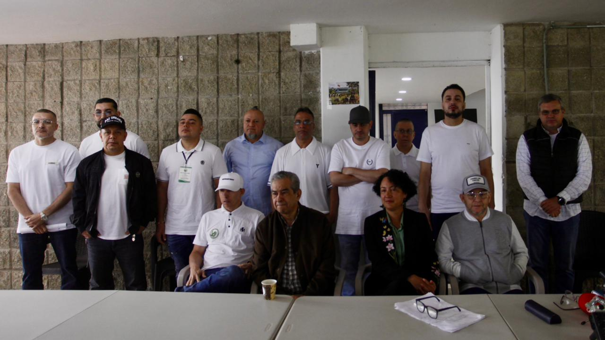 “En un símbolo de lo que fue el gobierno de Petro”

 – En la mira