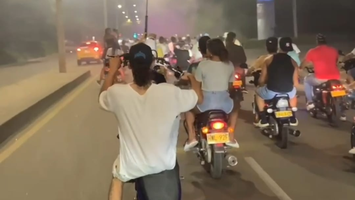 En la UCI, un joven quería salir a comer, lo que acabó en una pelea tras una discusión con motociclistas tras ‘accidentes ilegales’ en la circunvalación de Floridablanca

 – En la mira