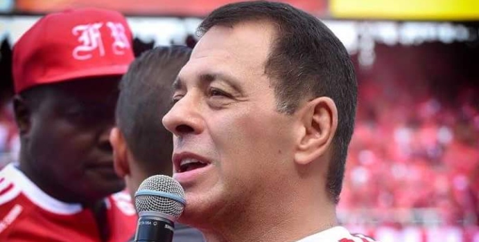 Tulio Gómez los llamó “enfermos mentales” y defendió al América

 – En la mira